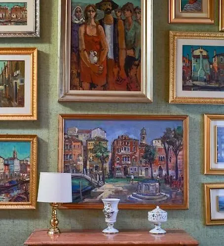 Ca' Del Pittore In Dorsoduro, Elegant Fine Arts District Venice